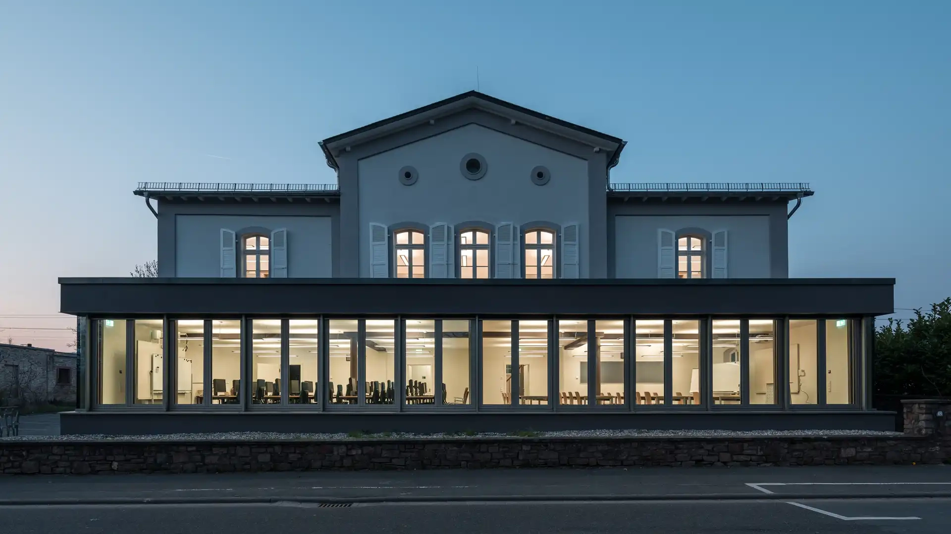 Sanierung Gebäude 7100 der Hochschule Geisenheim, Geisenheim 2017-19 (SLIDE 2)